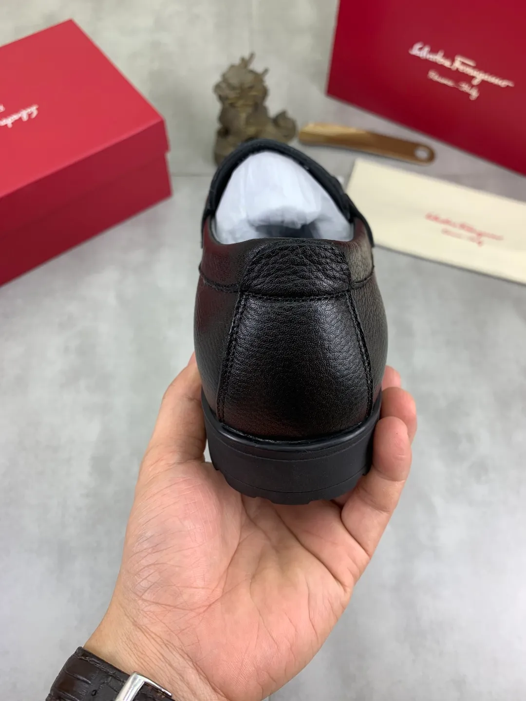 Men's shoes 💰P480 new high quality [Ferragamo/Ferragamo] latest model original imported calfskin, imported cowhide lining + original luxury metal buckle + original combination outsole Comparison without pressure Code number: 38-44 (45 customized)